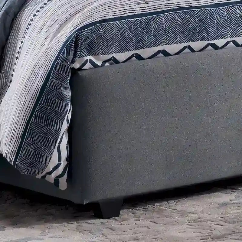 Cordeaux Queen-size Tufted Upholstered Bed by 16